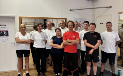 Wing Chun Intensiv – Training: Bedrochung durch Stock od. Messer