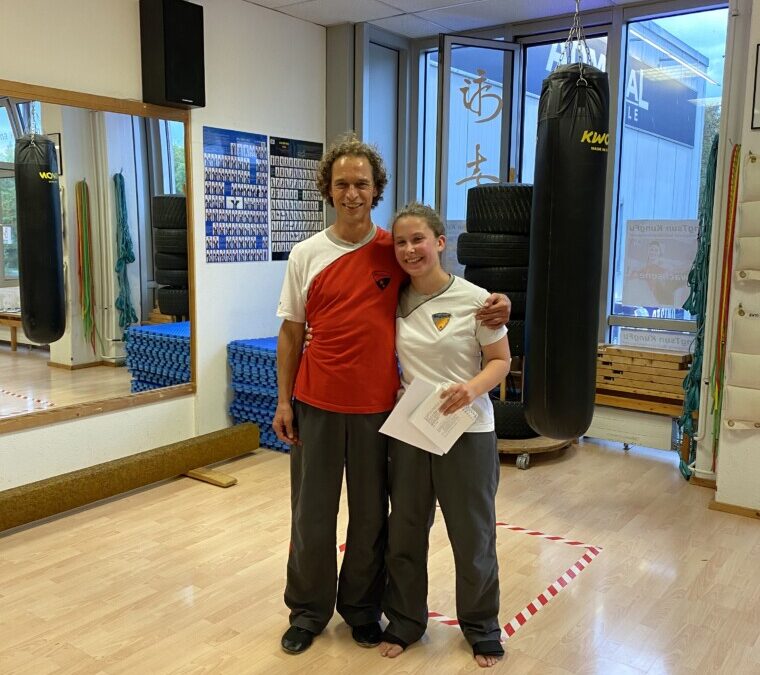 Kim Lorena hat den 12. SG Wing Chun Kung Fu bestanden